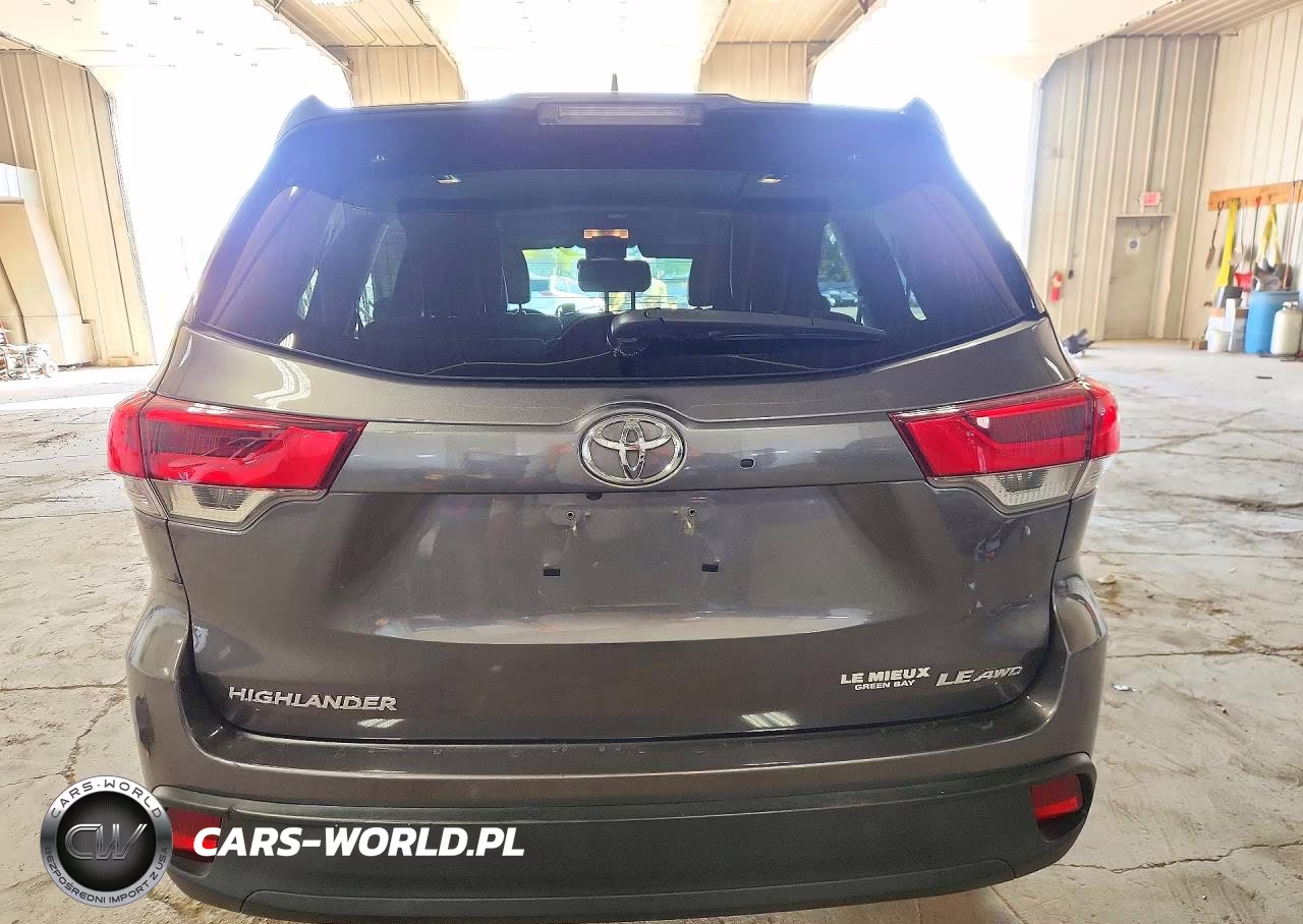 2019 Toyota Highlander Le Plus VIN:5TDBZRFH7KS922457 - 6