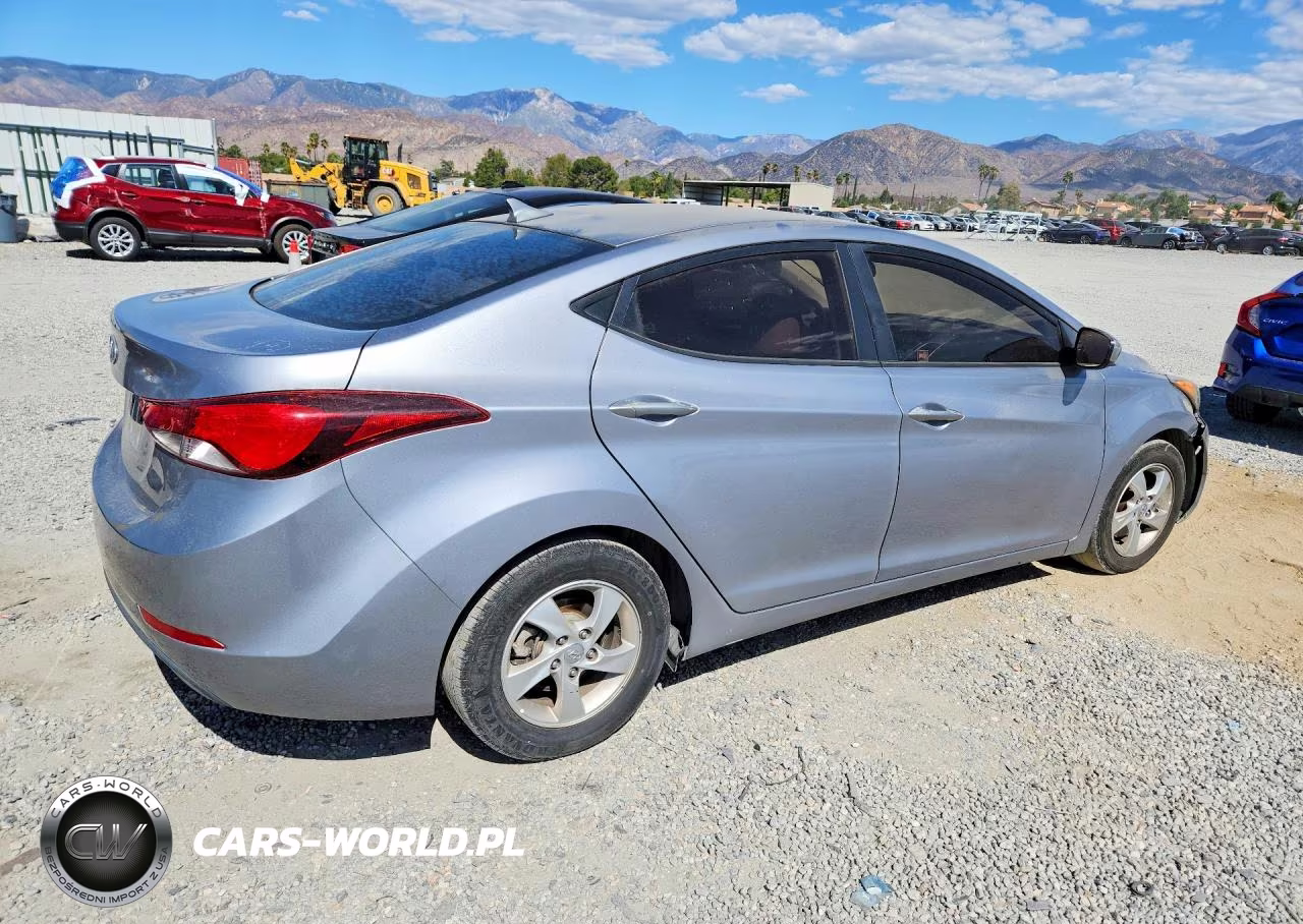 2015 Hyundai Elantra Se VIN:5NPDH4AEXFH558767 - 3