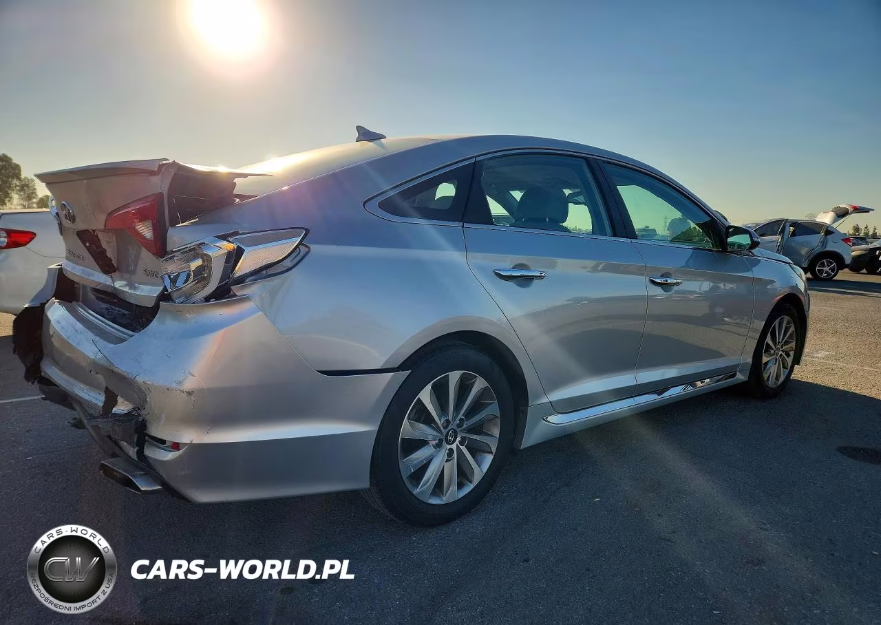2017 Hyundai Sonata Sport VIN:5NPE34AF7HH575749 - 3
