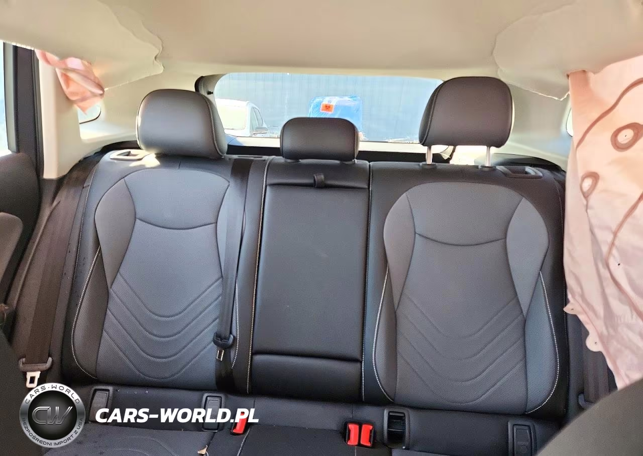 2026 Volkswagen Tiguan Se VIN:3VVFR7RM5TM011562 - 10