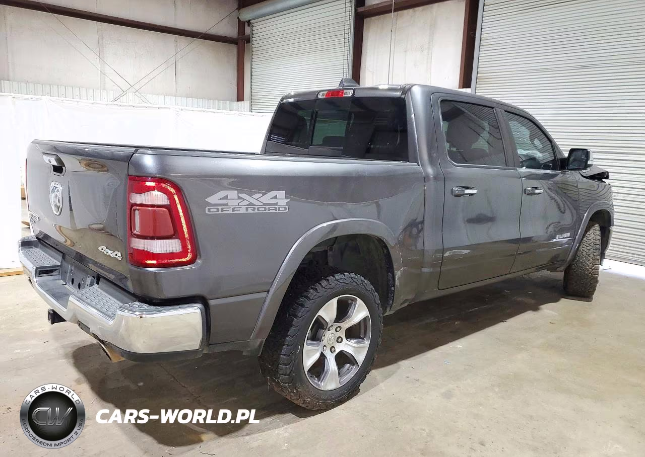 2019 Ram 1500 Laramie VIN:1C6SRFJT5KN808206 - 3