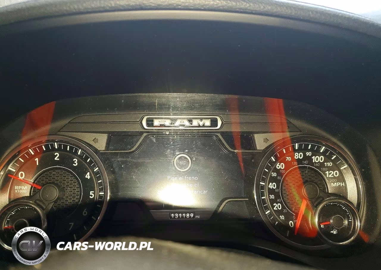 2019 Ram 1500 Laramie VIN:1C6SRFJT5KN808206 - 9