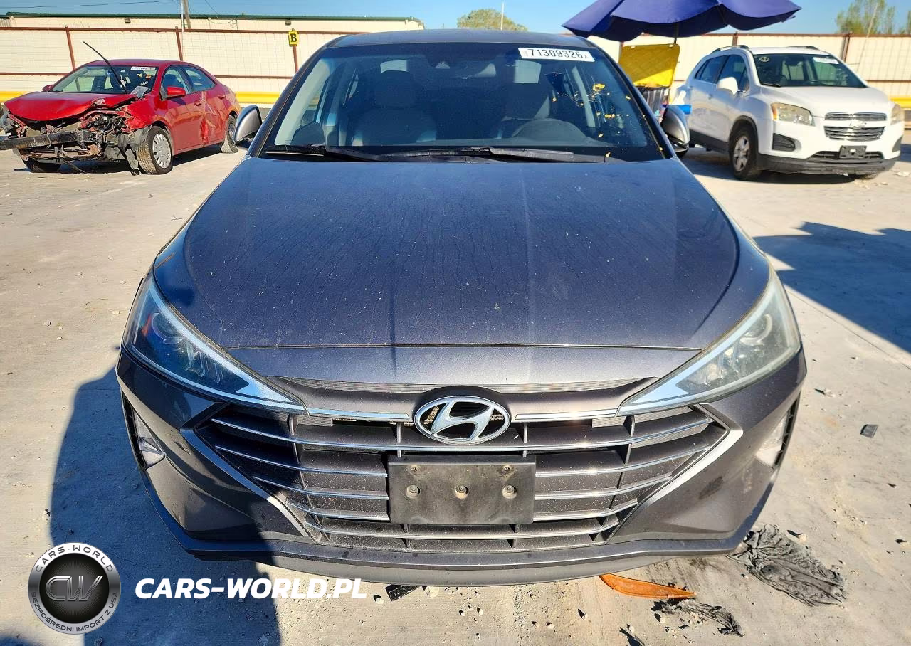 2020 Hyundai Elantra Sel VIN:5NPD84LF4LH516323 - 5