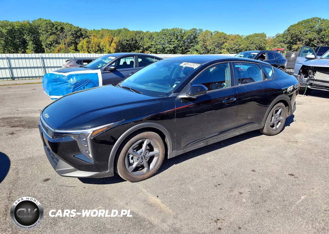 2026 Kia K4 Lxs – zdjęcie 1 z 12