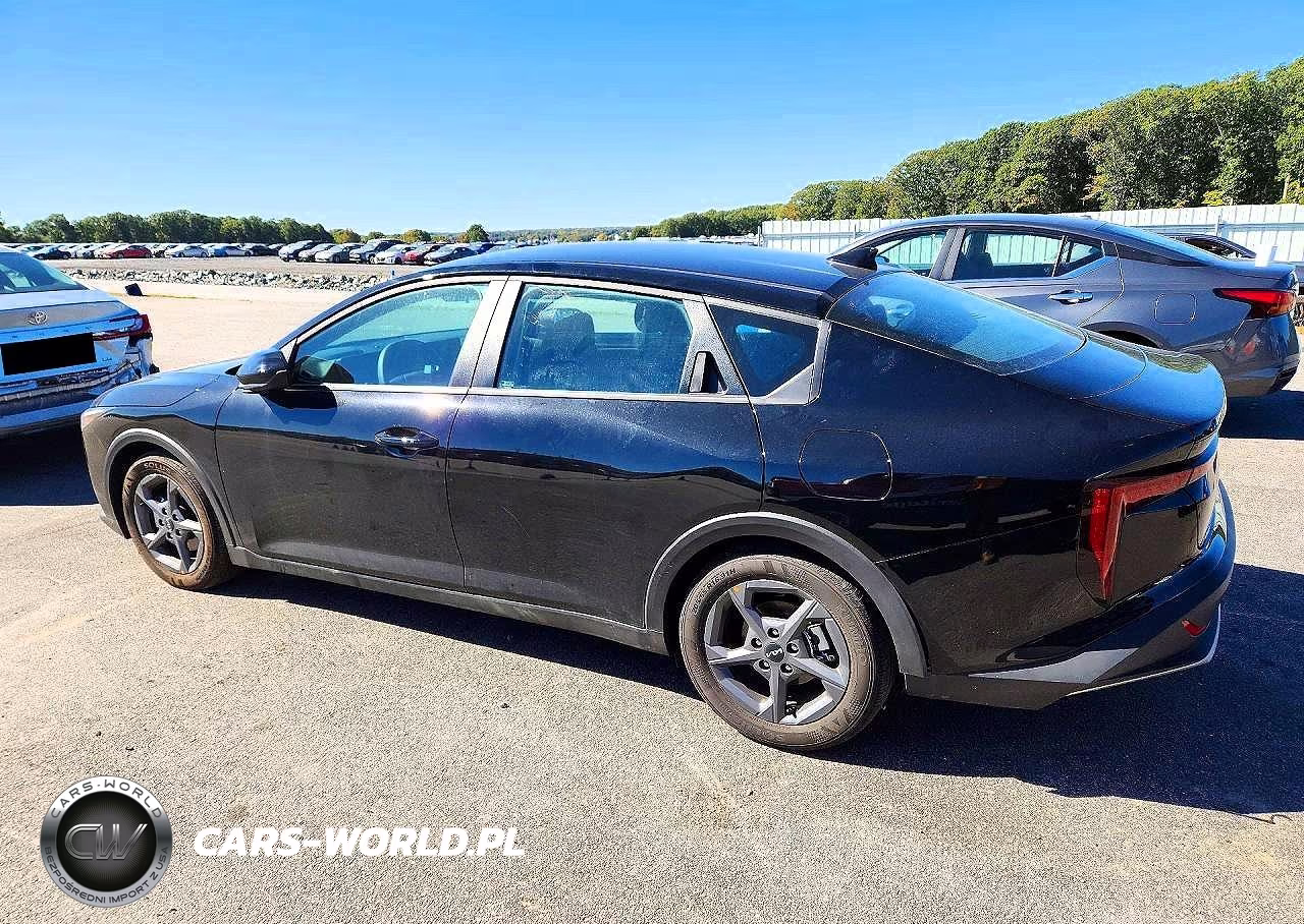 2026 Kia K4 Lxs VIN:3KPFT4DE2TE342169 - 2