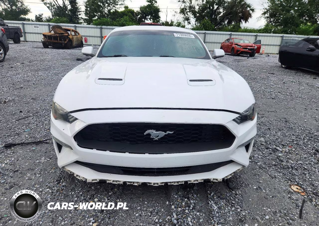 2018 Ford Mustang VIN:1FA6P8TH8J5110682 - 5