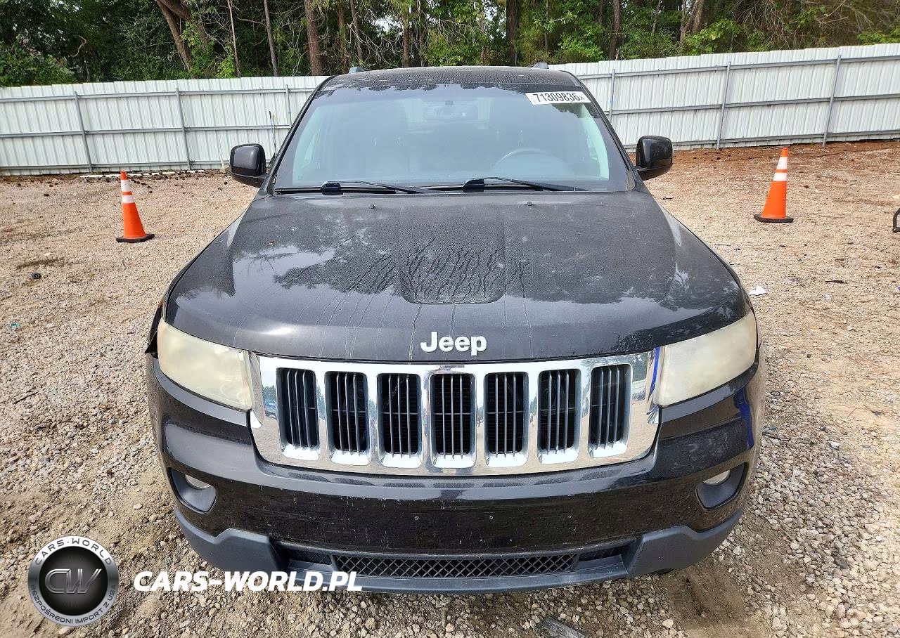 2013 Jeep Grand Cherokee Laredo VIN:1C4RJFAG0DC544103 - 5