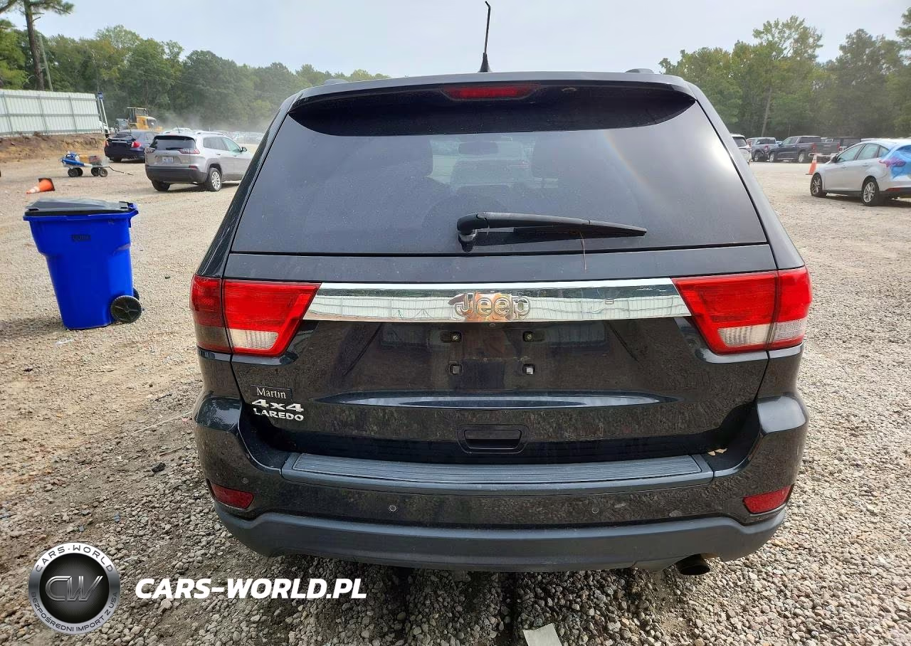 2013 Jeep Grand Cherokee Laredo VIN:1C4RJFAG0DC544103 - 6