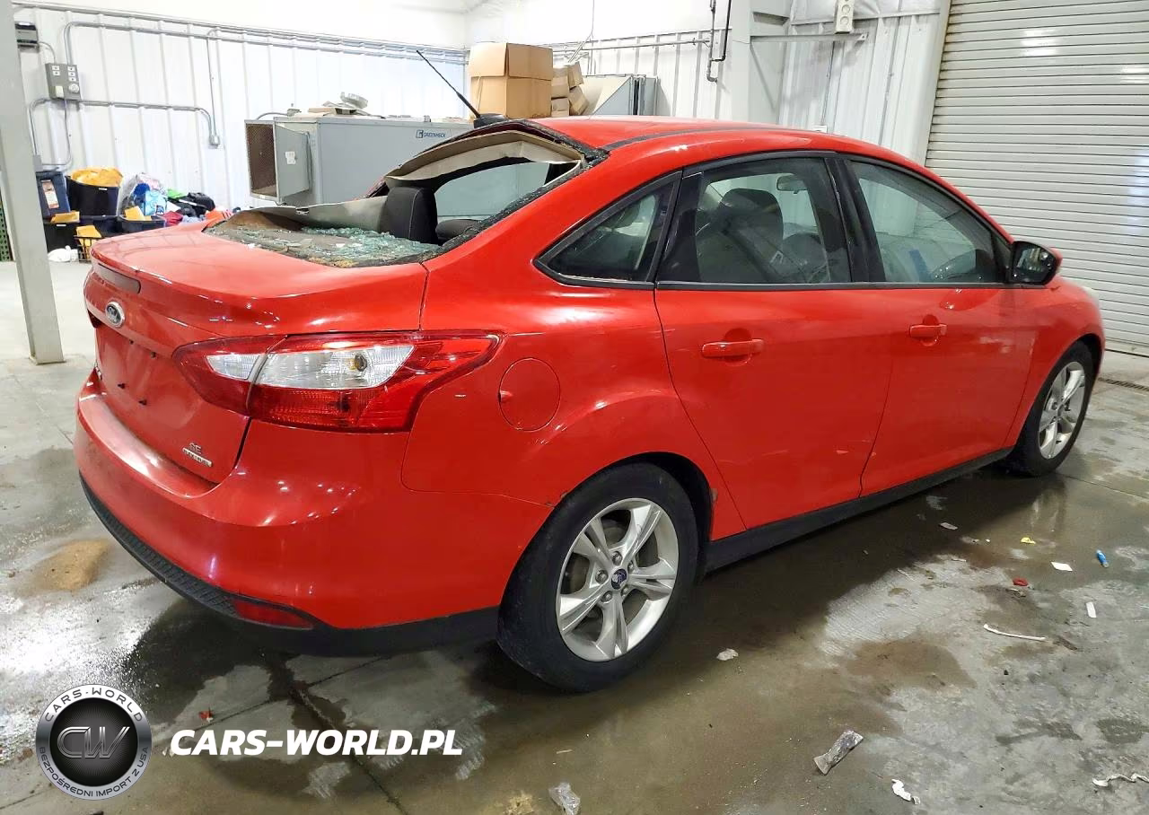 2014 Ford Focus Se VIN:1FADP3F23EL227461 - 3