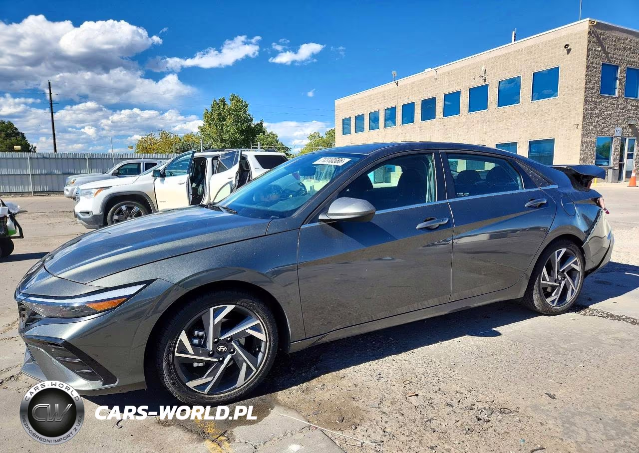 2024 Hyundai Elantra Sel – zdjęcie 1 z 12