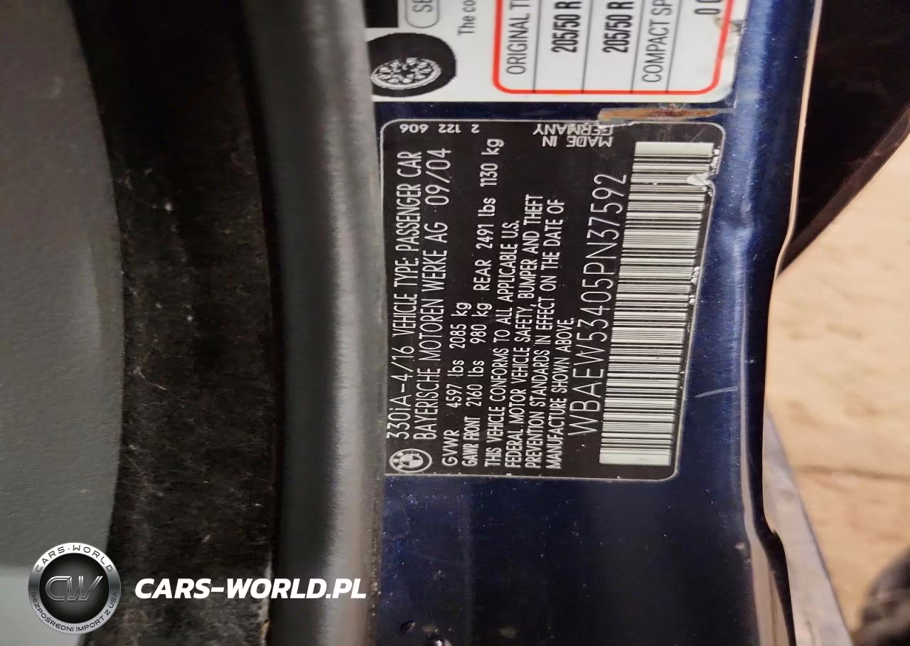 2005 BMW 330 Xi VIN:WBAEW53405PN37592 - 12