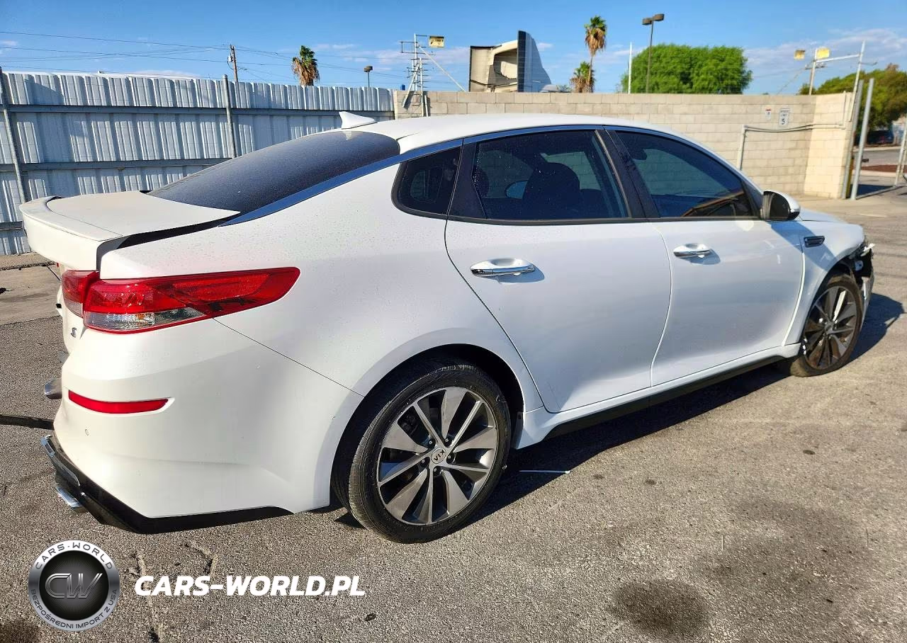 2019 Kia Optima S VIN:5XXGT4L36KG295934 - 3