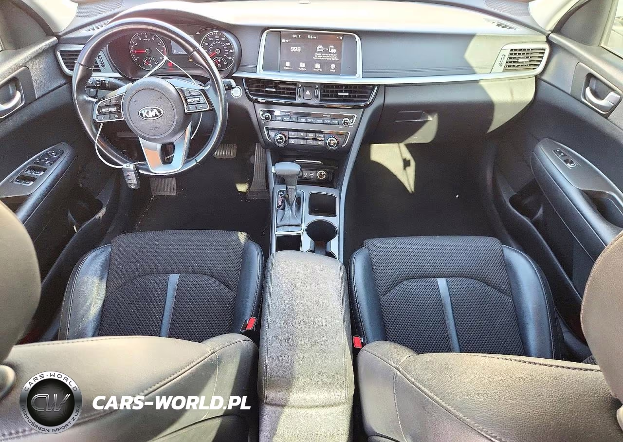 2019 Kia Optima S VIN:5XXGT4L36KG295934 - 8