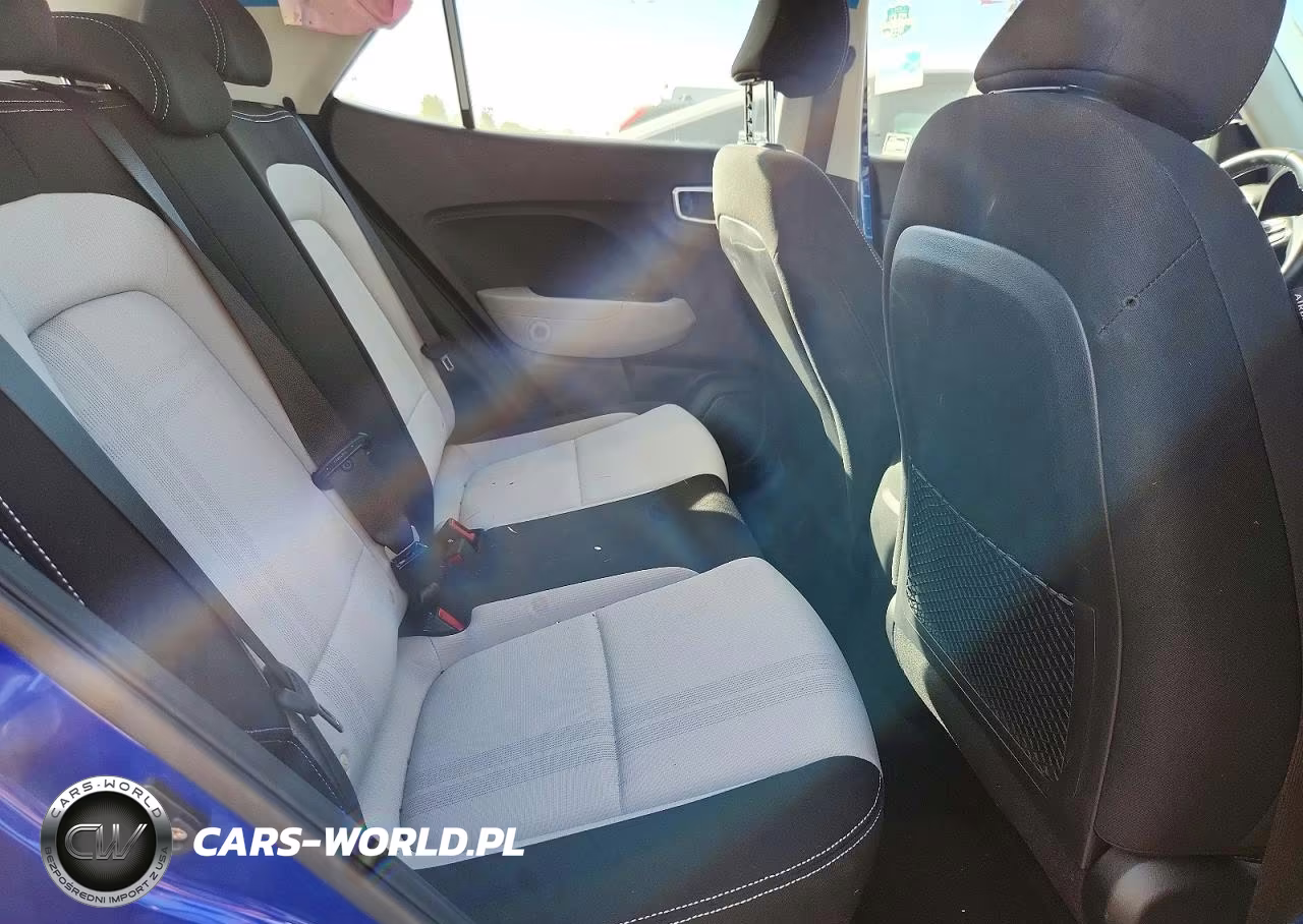 2021 Hyundai Venue Sel VIN:KMHRC8A32MU089246 - 10