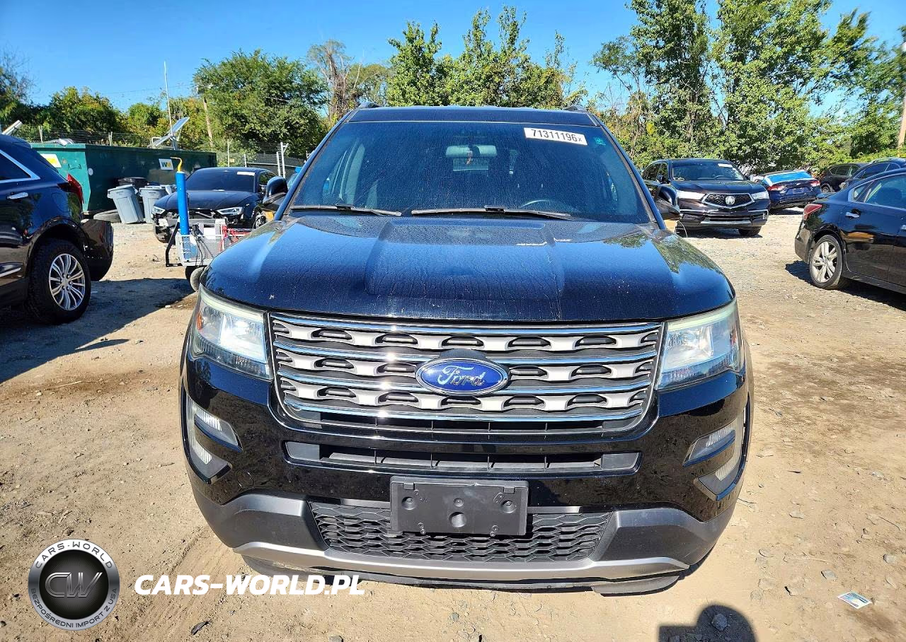 2017 Ford Explorer Xlt VIN:1FM5K8D81HGB13100 - 5
