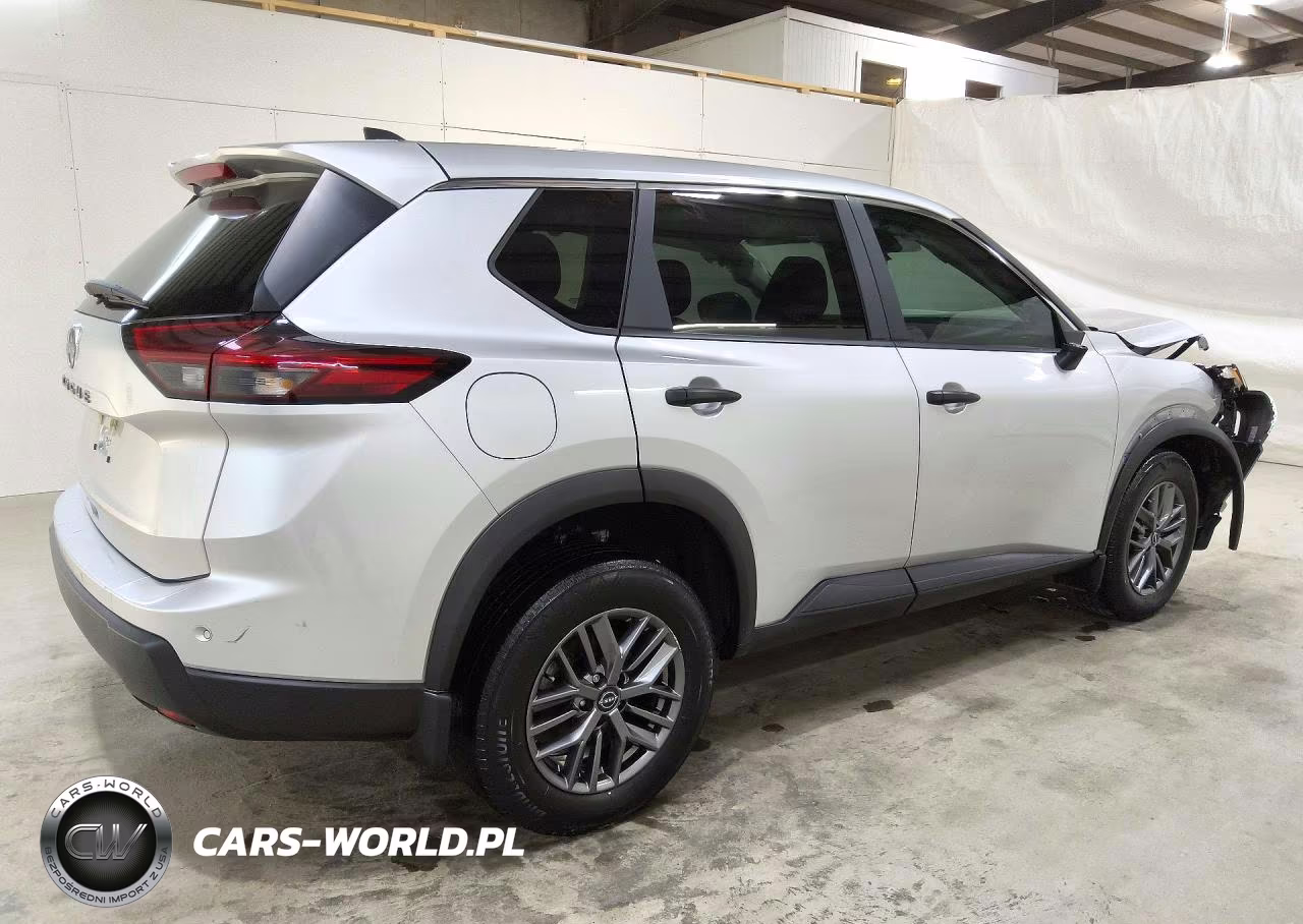 2025 Nissan Rogue S VIN:5N1BT3AA5SC833749 - 3