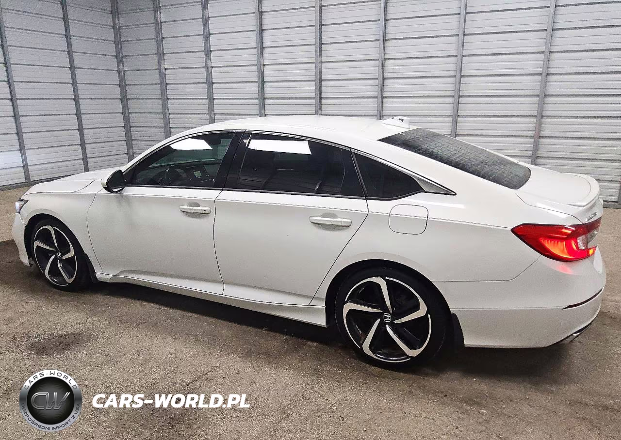 2018 Honda Accord Sport VIN:1HGCV1F31JA262385 - 2