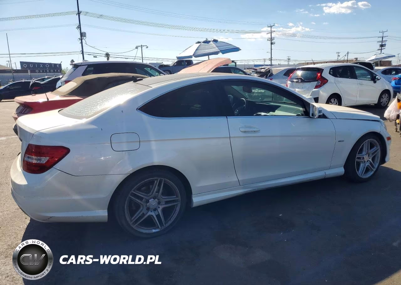 2012 Mercedes-Benz C 250 VIN:WDDGJ4HB8CF782029 - 3