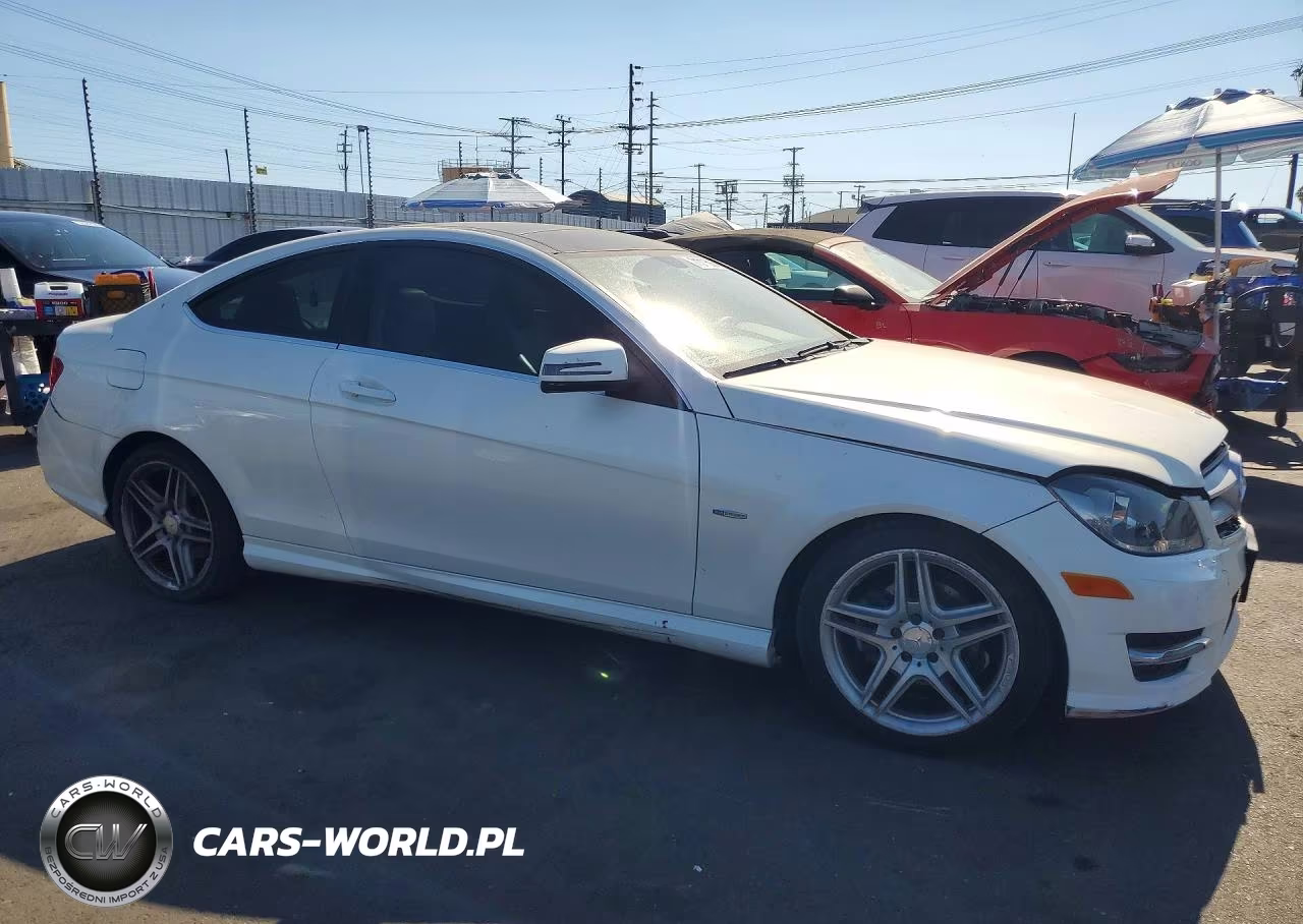 2012 Mercedes-Benz C 250 VIN:WDDGJ4HB8CF782029 - 4