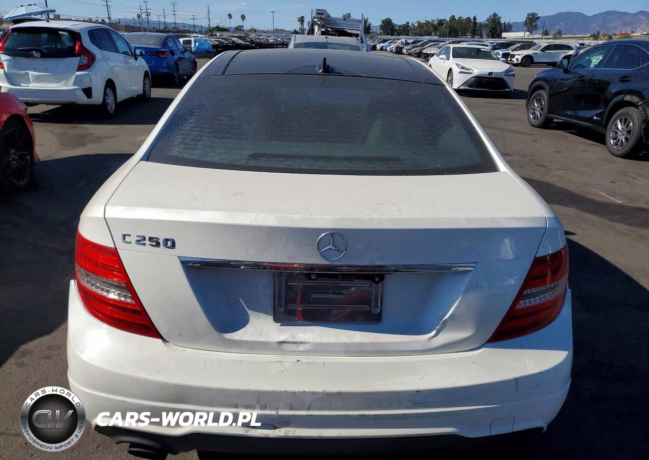 2012 Mercedes-Benz C 250 VIN:WDDGJ4HB8CF782029 - 6