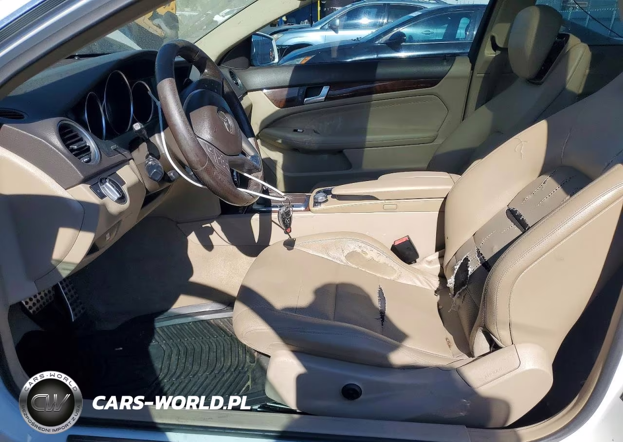 2012 Mercedes-Benz C 250 VIN:WDDGJ4HB8CF782029 - 7