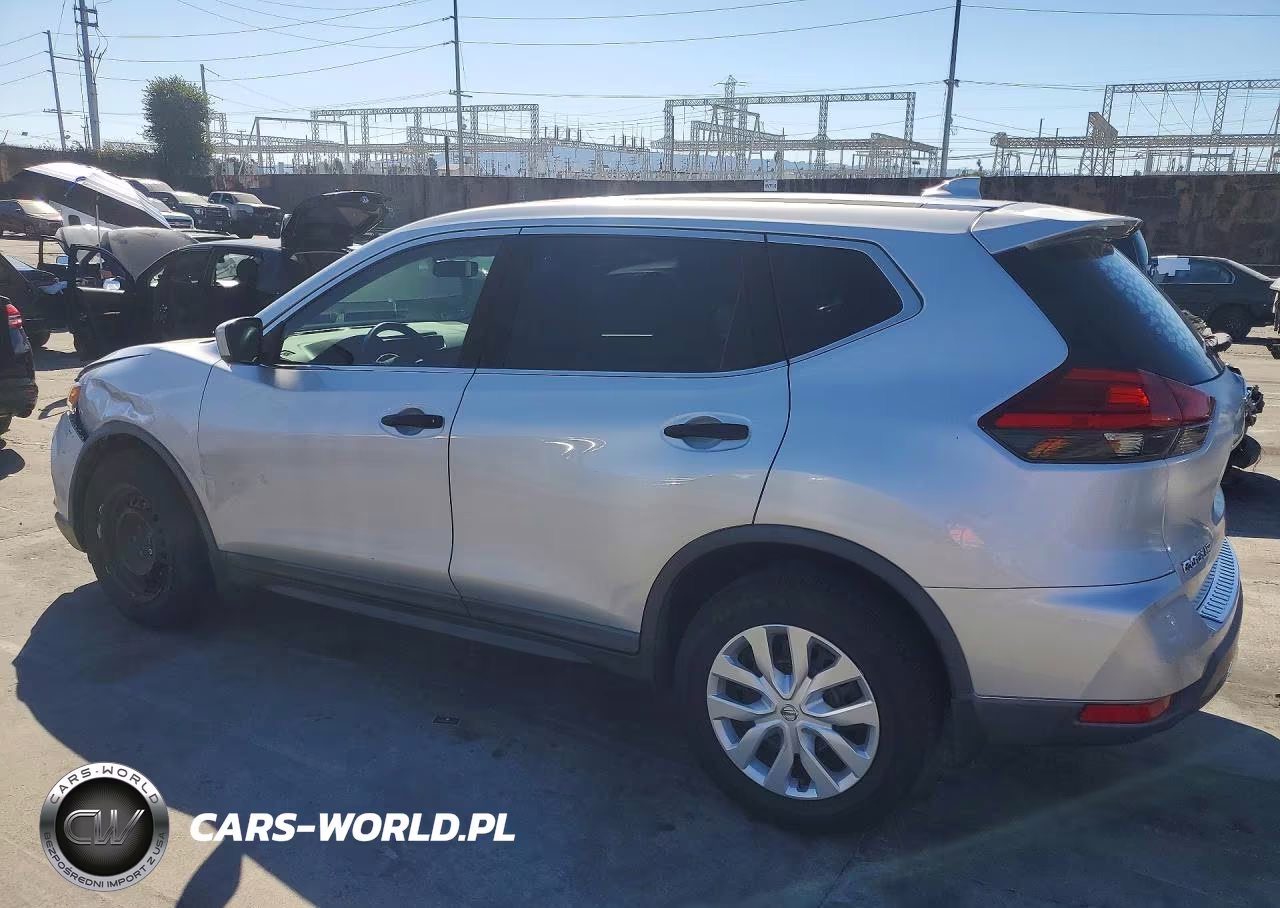 2017 Nissan Rogue S VIN:KNMAT2MT7HP611111 - 2