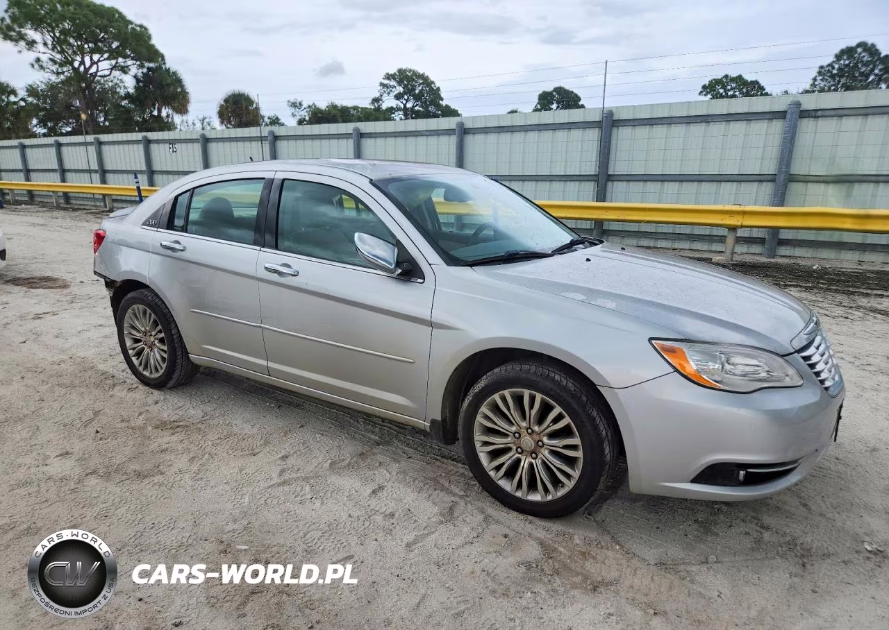 2012 Chrysler 200 Limited VIN:1C3CCBCB6CN301994 - 4