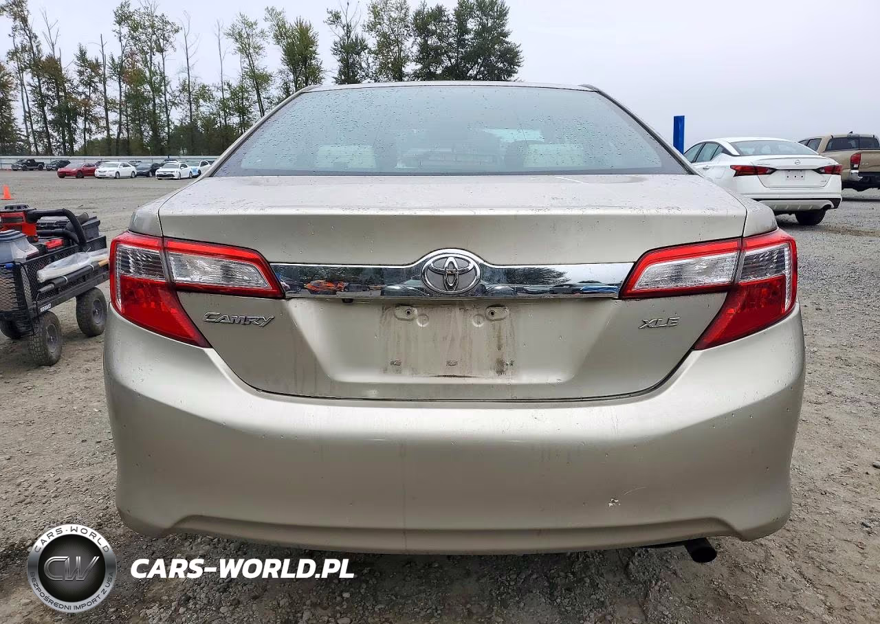2014 Toyota Camry L VIN:4T4BF1FK3ER419872 - 6