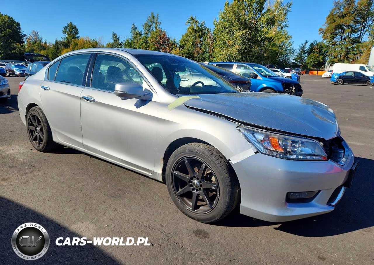 2014 Honda Accord Touring VIN:1HGCR3F9XEA037442 - 4
