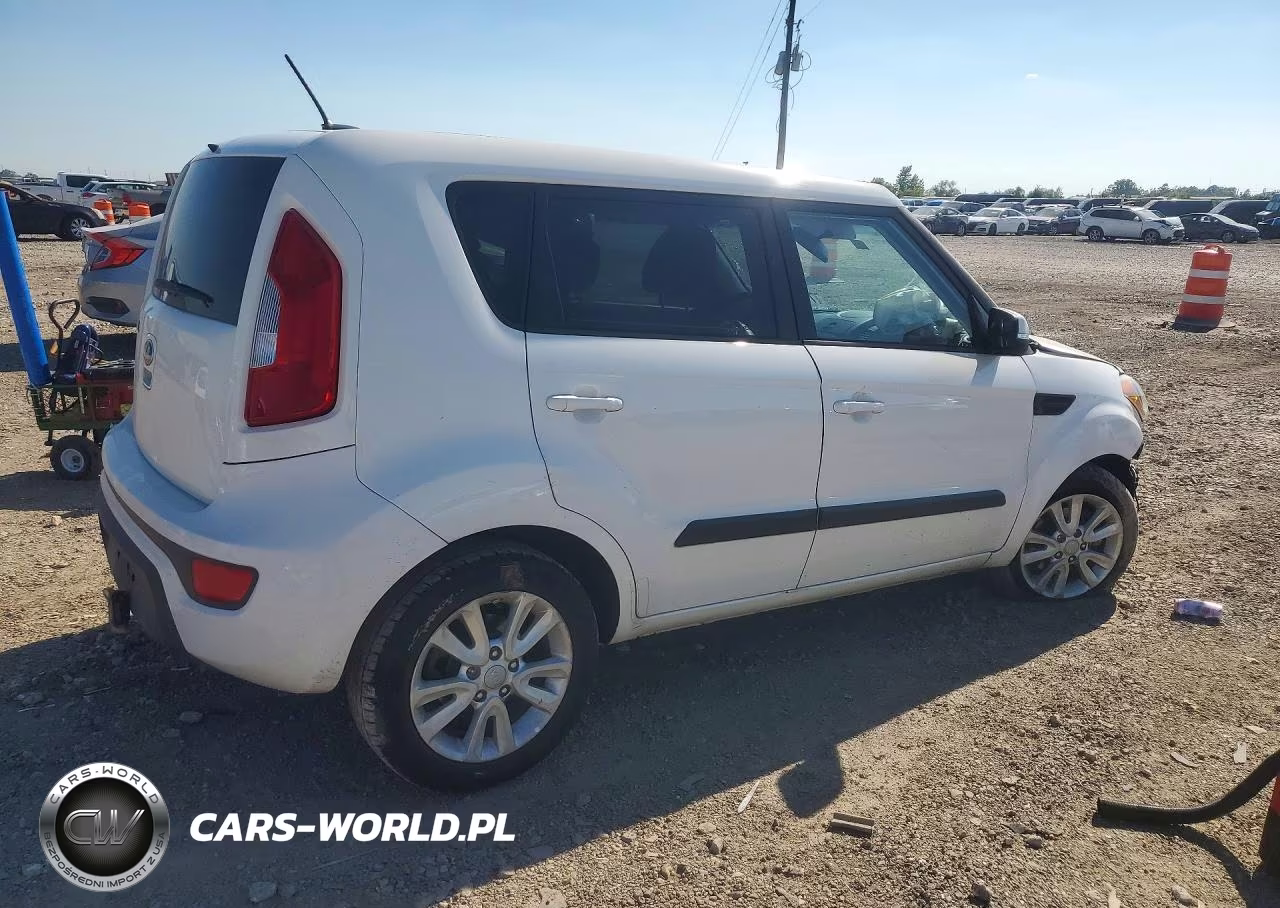 2013 Kia Soul + VIN:KNDJT2A61D7539976 - 3