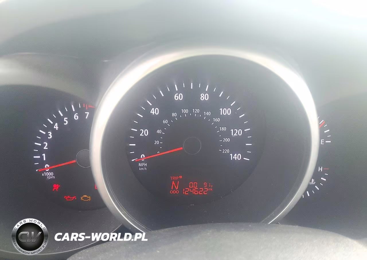 2013 Kia Soul + VIN:KNDJT2A61D7539976 - 9