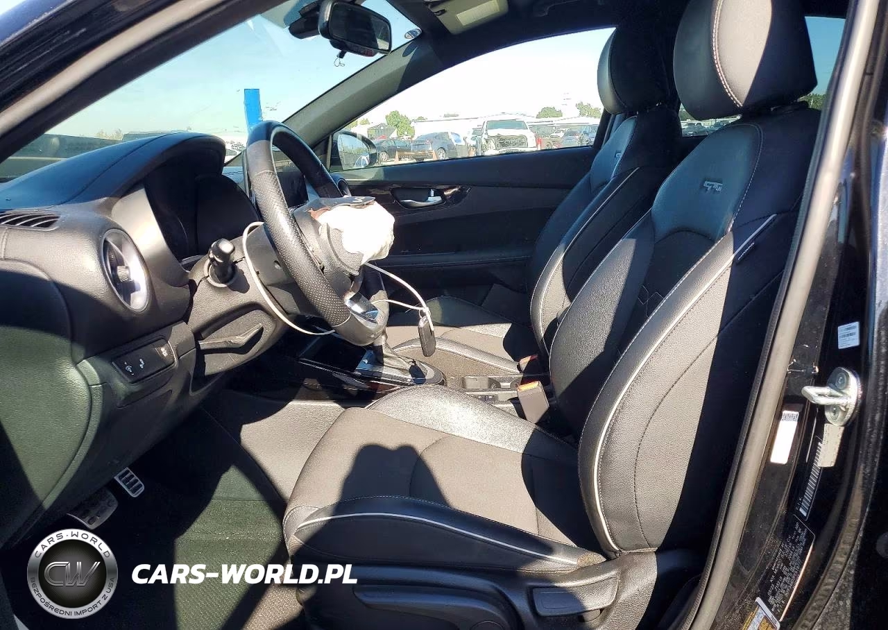 2023 Kia Forte Gt Line VIN:3KPF54AD3PE619777 - 7