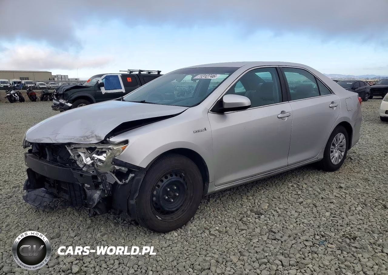 2013 Toyota Camry Hybrid Le
