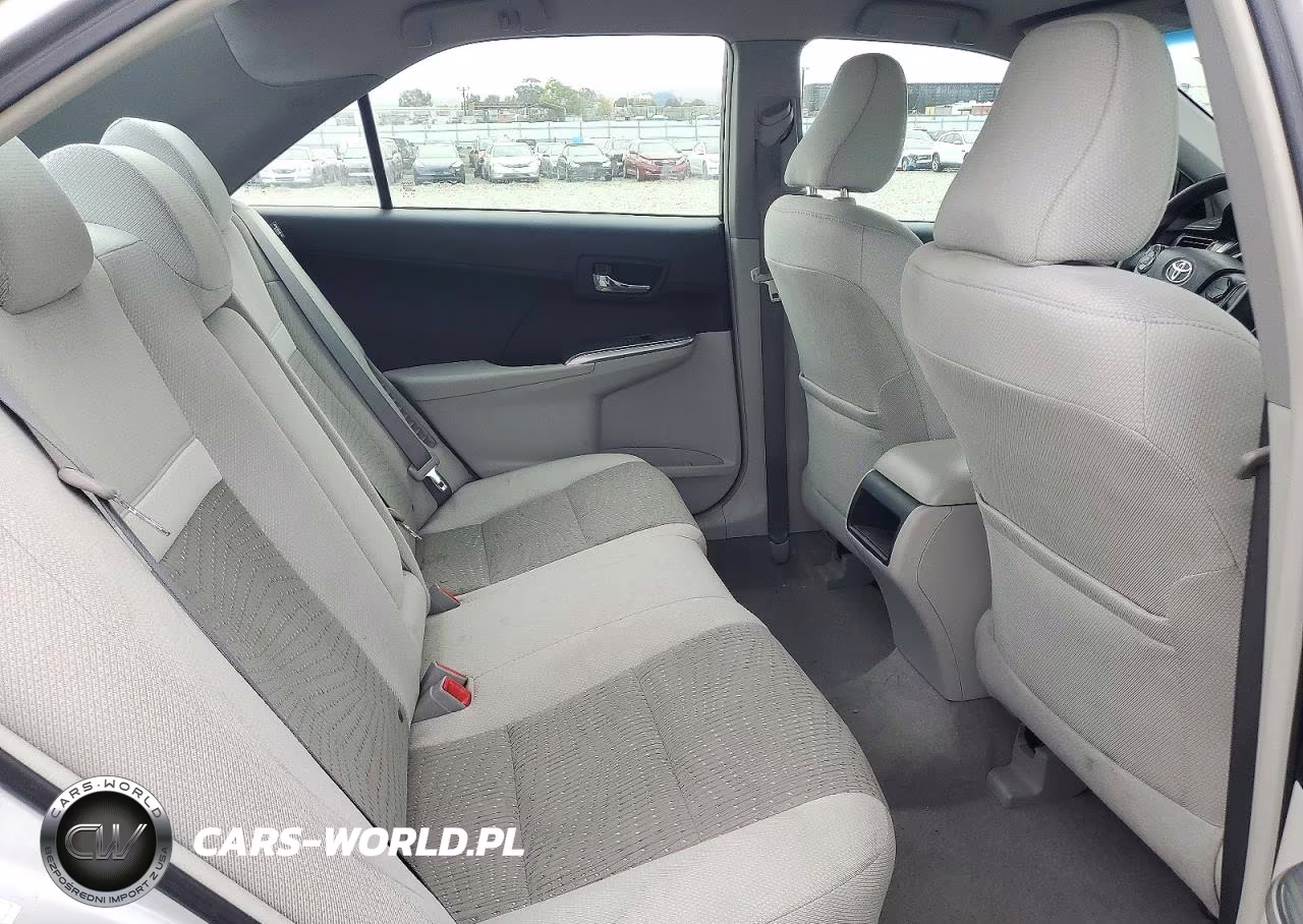 2013 Toyota Camry Hybrid Le VIN:4T1BD1FK3DU076351 - 10
