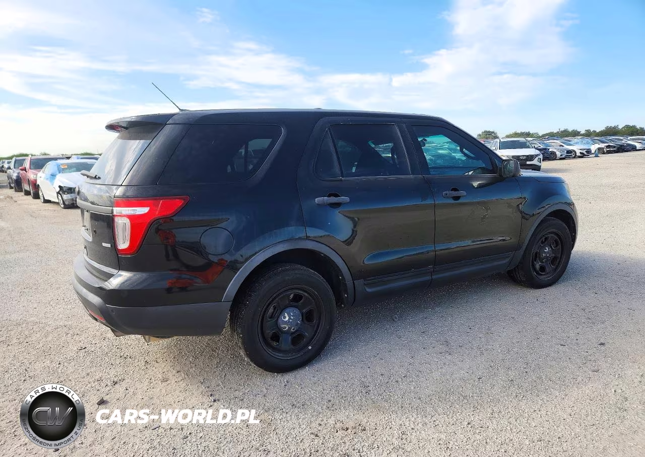 2013 Ford Explorer Police Interceptor VIN:1FM5K8AR8DGC20894 - 3