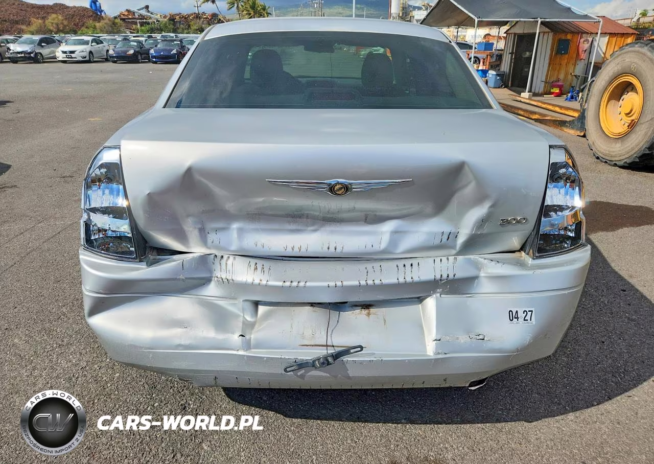 2006 Chrysler 300 VIN:2C3KA43R06H418252 - 6