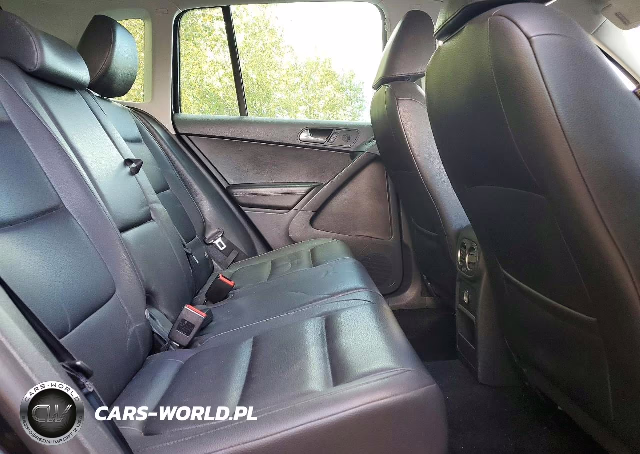 2013 Volkswagen Tiguan S VIN:WVGBV7AX3DW540312 - 11