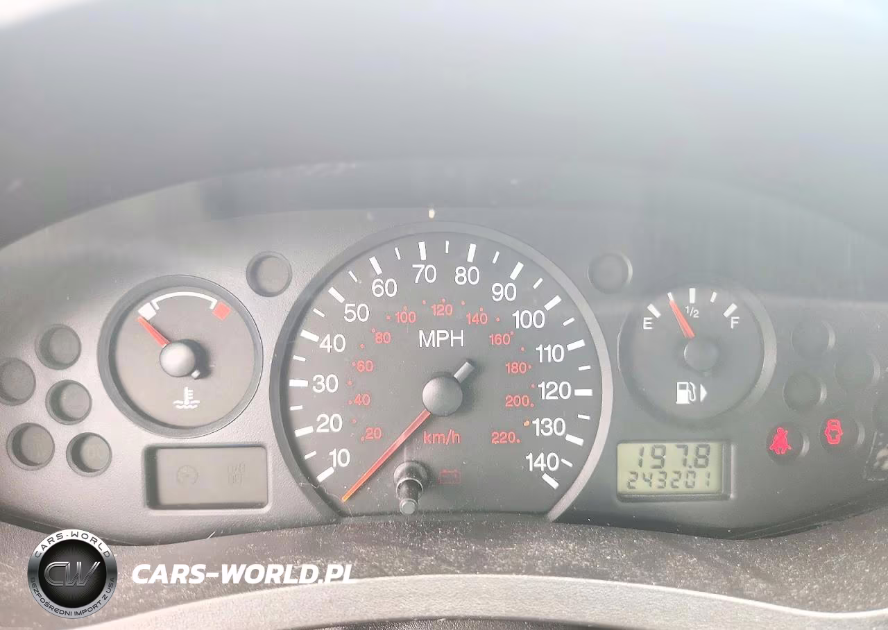 2007 Ford Focus Zx4 VIN:1FAFP34N27W256389 - 9