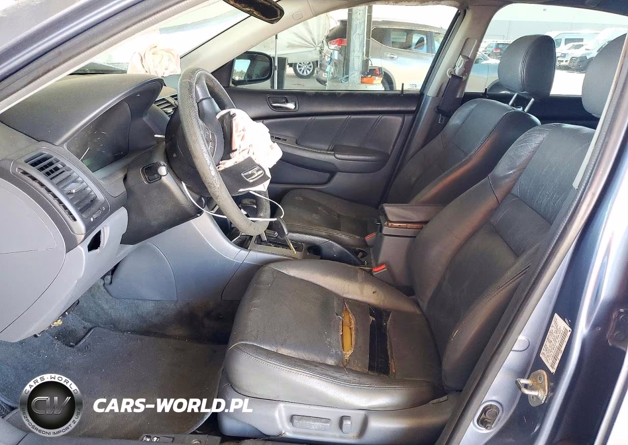 2007 Honda Accord Ex VIN:1HGCM56797A204742 - 7