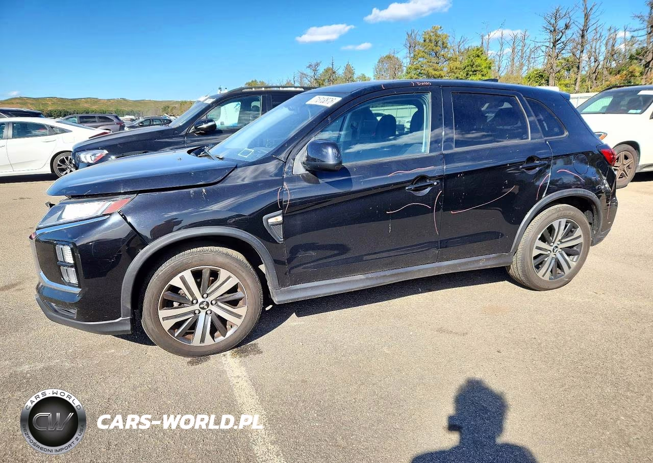 2020 Mitsubishi Outlander Sport Es – zdjęcie 1 z 13