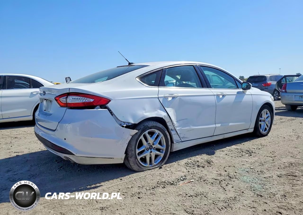 2015 Ford Fusion Se VIN:1FA6P0H79F5128536 - 3