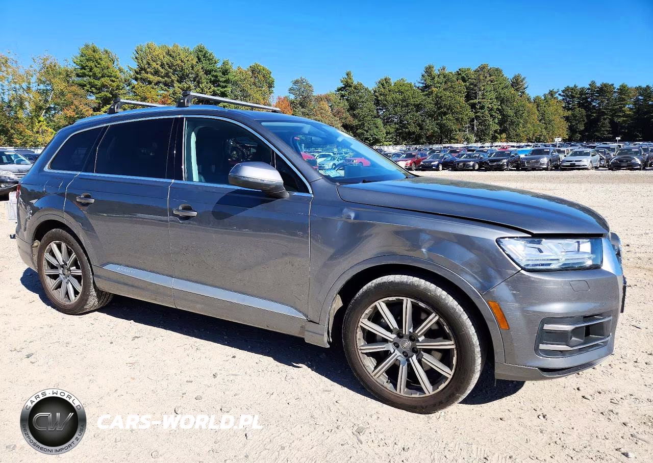 2018 Audi Q7 Prestige VIN:WA1VAAF77JD027777 - 4
