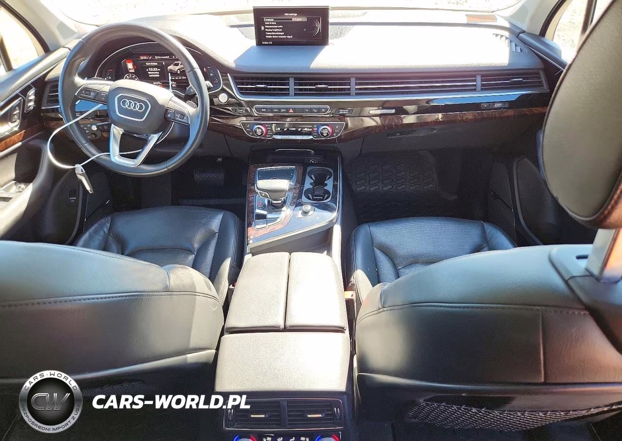 2018 Audi Q7 Prestige VIN:WA1VAAF77JD027777 - 8