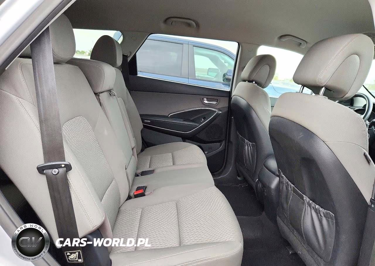 2017 Hyundai Santa Fe Se VIN:KM8SMDHFXHU188958 - 11