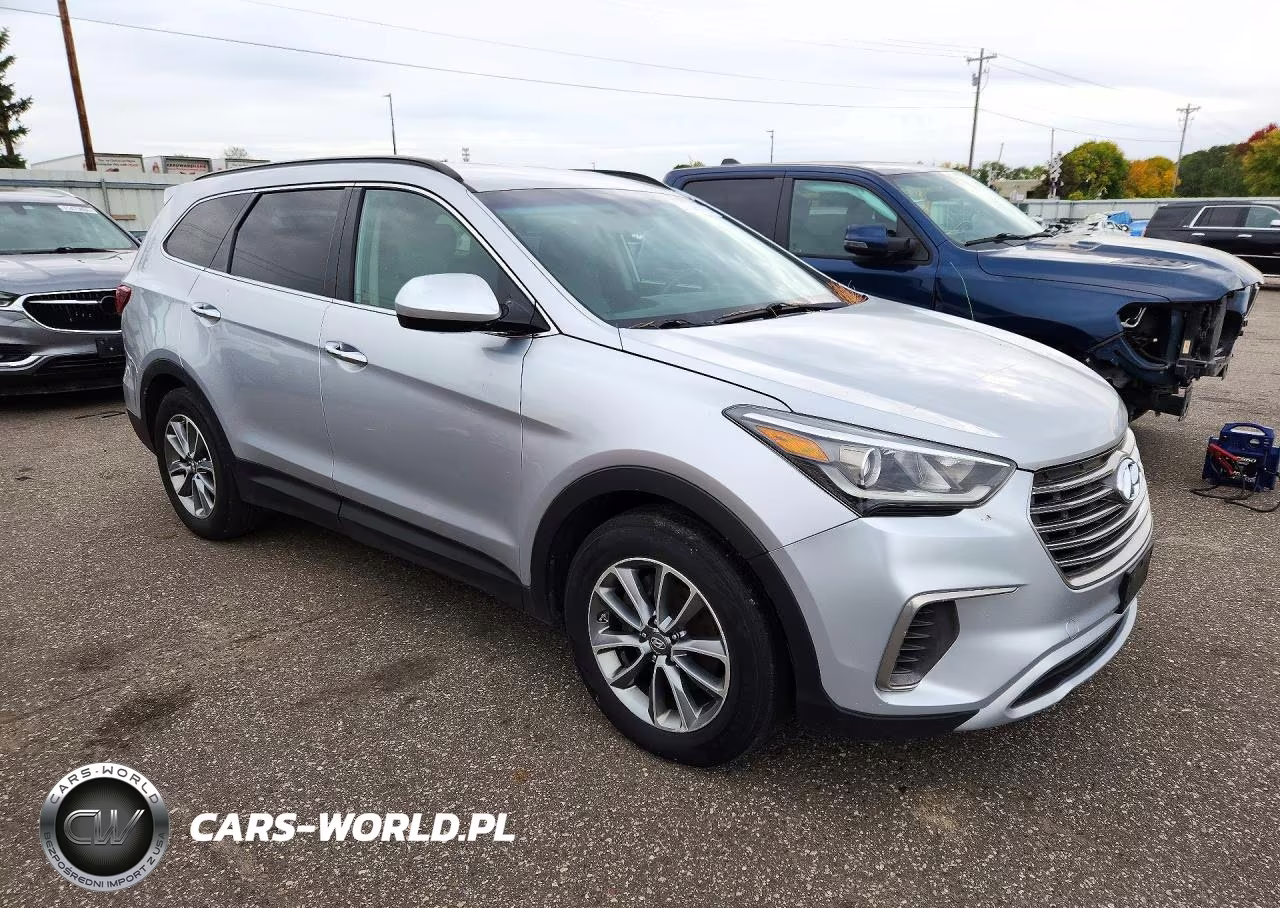 2017 Hyundai Santa Fe Se VIN:KM8SMDHFXHU188958 - 4