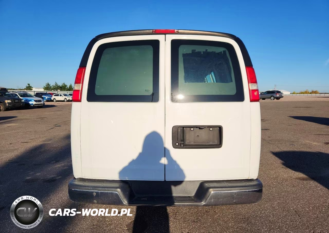 2018 GMC Savana 2500 Cargo Delivery Van VIN:1GTW7AFG2J1902497 - 6
