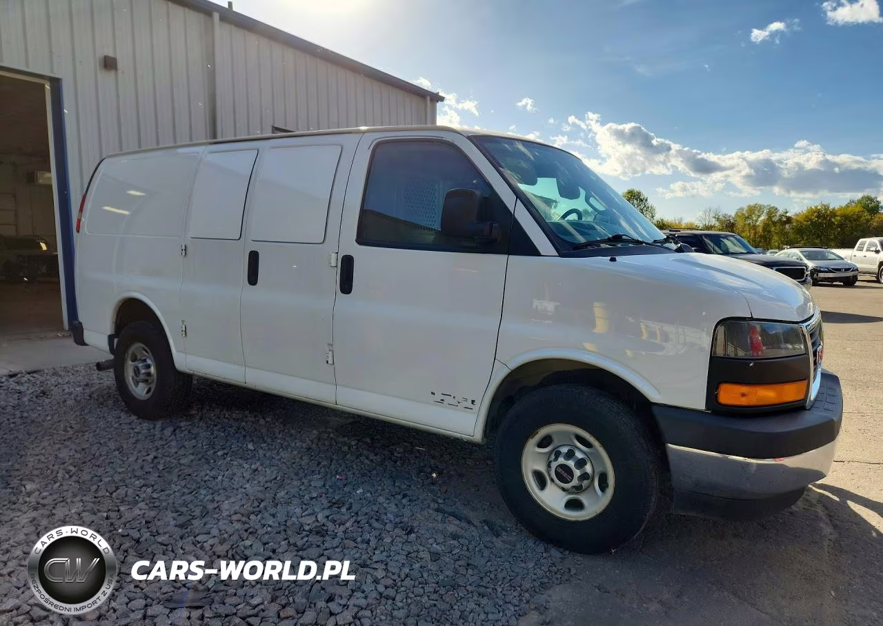 2017 GMC Savana 2500 Cargo Delivery Van VIN:1GTW7AFF8H1913098 - 4