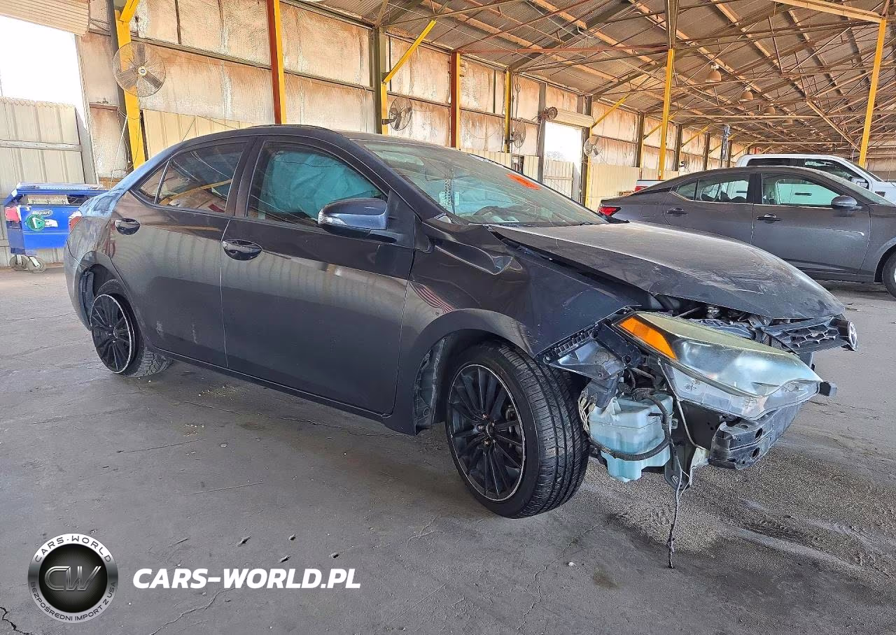 2015 Toyota Corolla S Plus VIN:5YFBURHE4FP290744 - 4