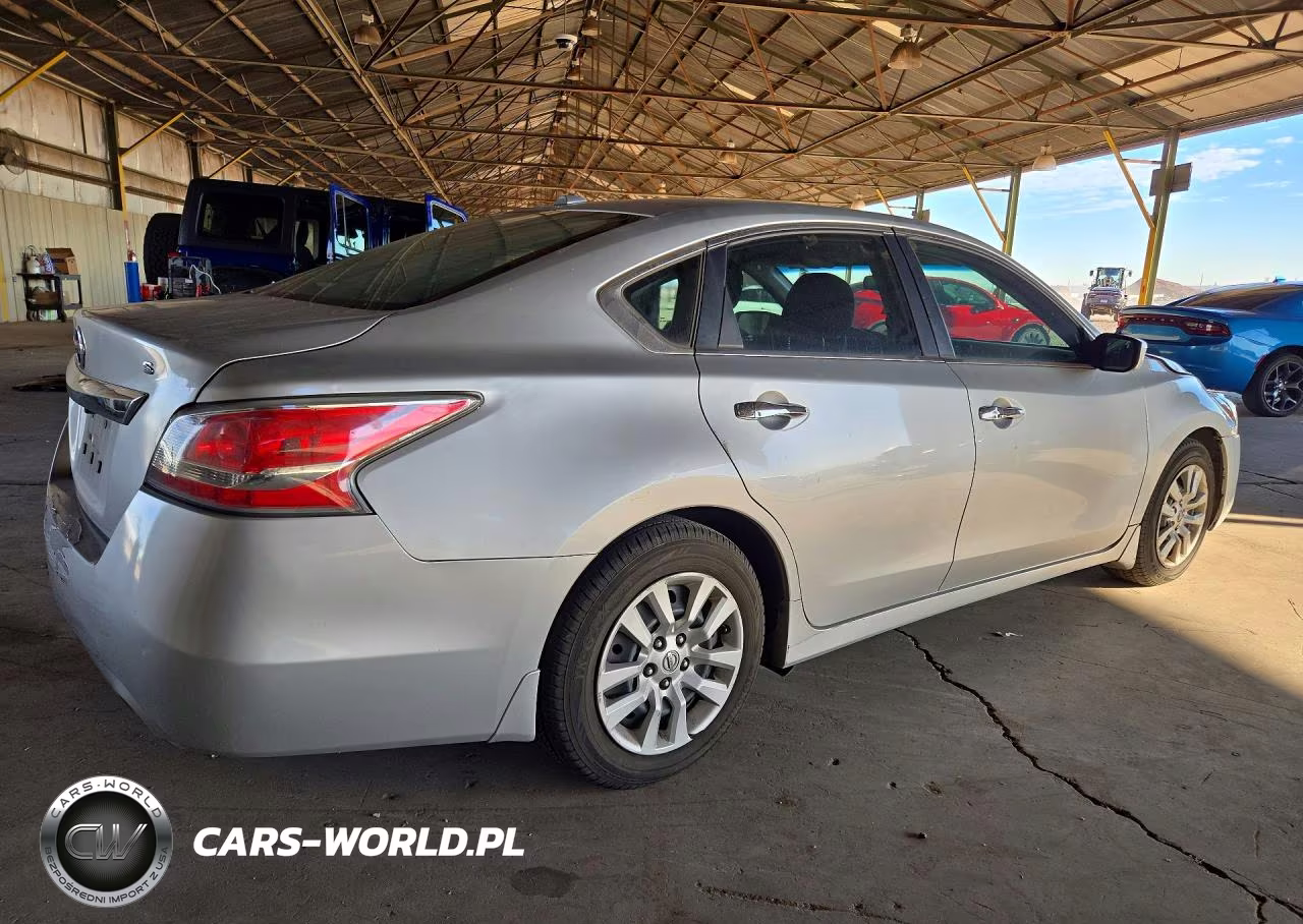 2015 Nissan Altima 2.5 S VIN:1N4AL3AP8FC412866 - 3