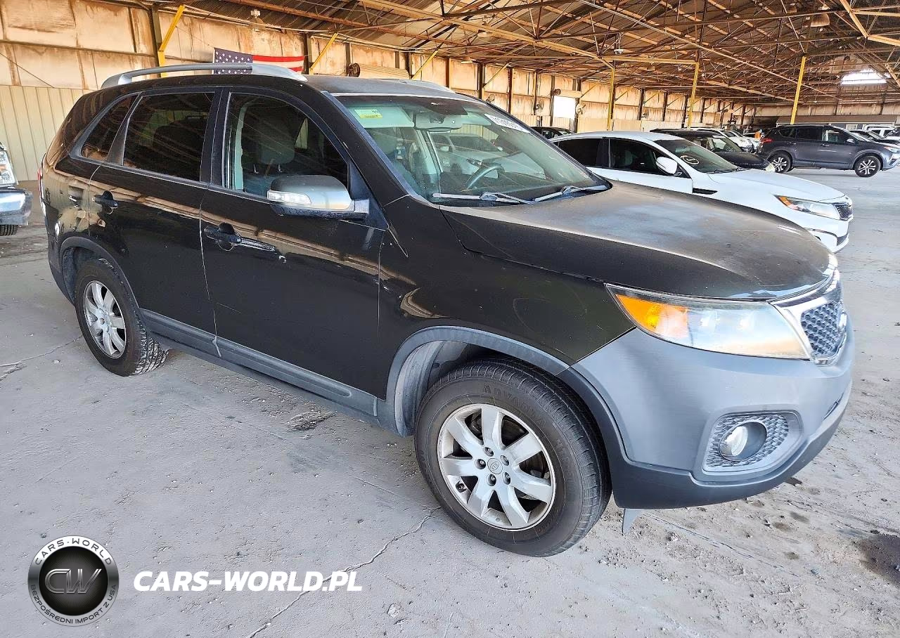 2012 Kia Sorento Lx VIN:5XYKT4A26CG199464 - 4